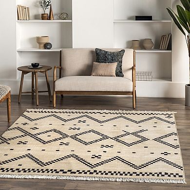 nuLOOM Tracy Moroccan Tassel Area Rug