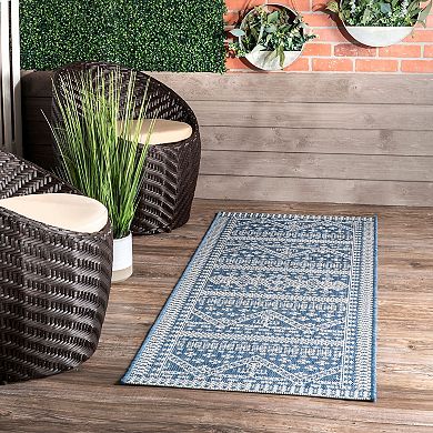 nuLOOM Kandace Outdoor Rug