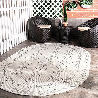 nuLOOM Serna Outdoor Rug