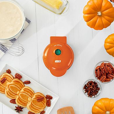 Dash Mini Pumpkin Waffle Maker