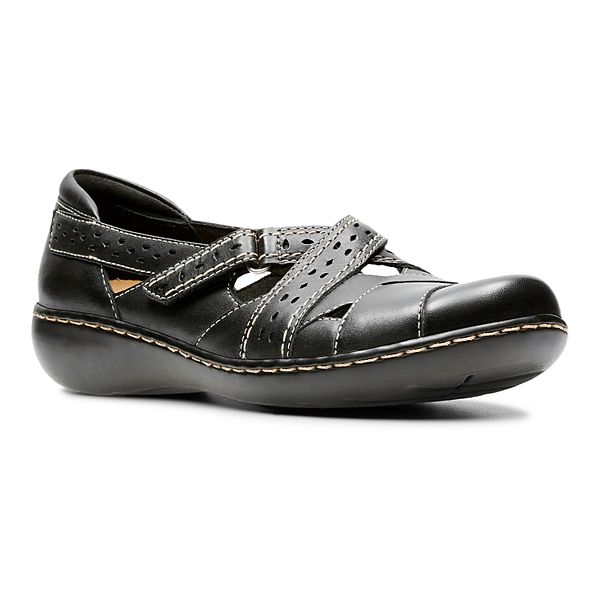 Clarks® Ashland Spin Q Shoes