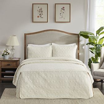 Madison Park Mansfield 3 pc Split Corner Pleated Bedspread Set