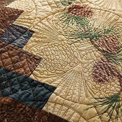 Donna Sharp Cabin Raising Pine Cone Quilt