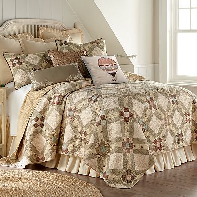 Donna Sharp American Beauty Quilt or Sham