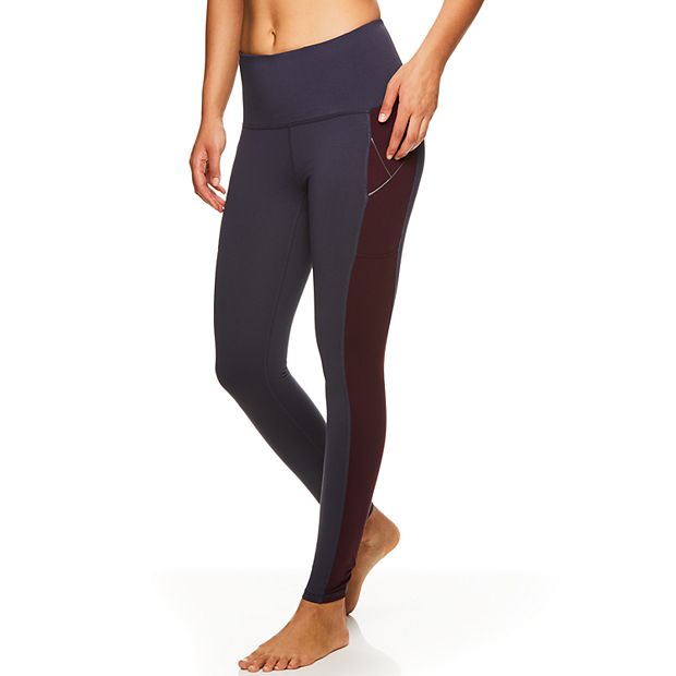 Women's Gaiam Hi-Rise Mantra Metallic Piping 7/8 Leggings