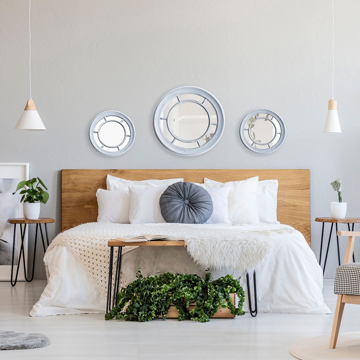 5 Decor Pieces You Need For Your Bedroom This Fall