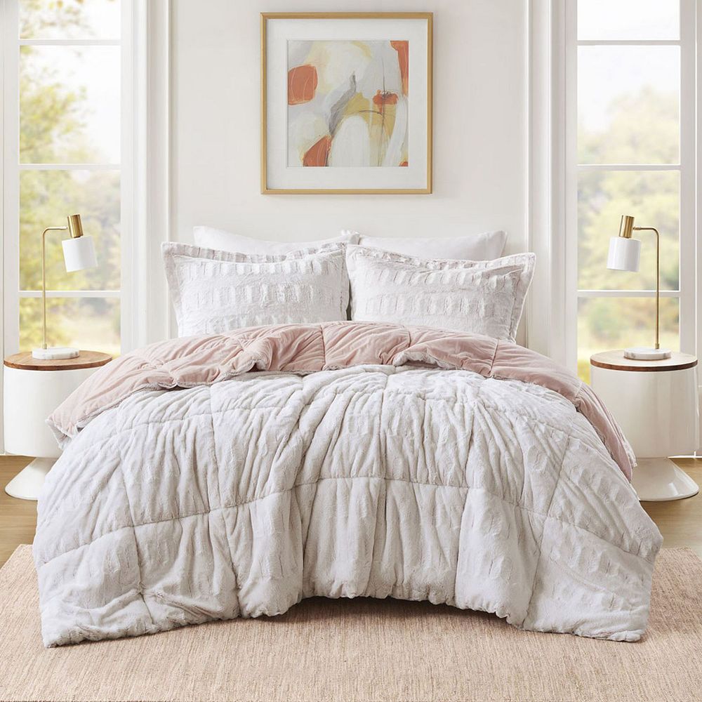 Madison Park Margot Luxury Back Print Long Fur Comforter Set