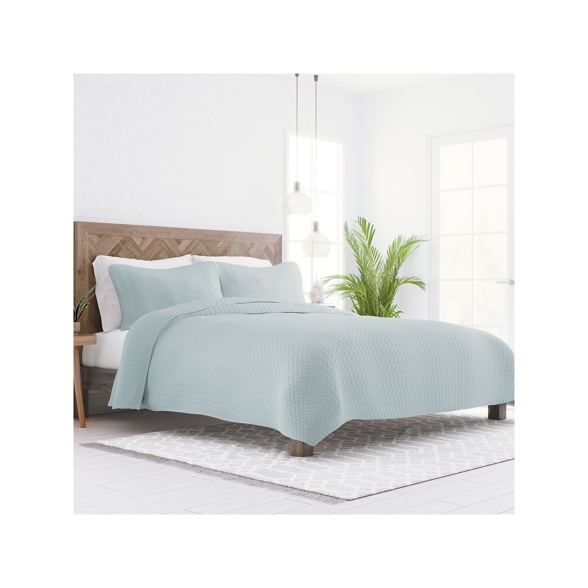 Home Collection Premium Herring Ultra Soft Quilted Coverlet Set, Pale Blue