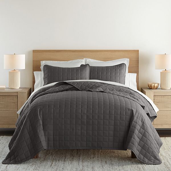 Home Collection Premium Ultra Soft Square Pattern Quilted Coverlet Set