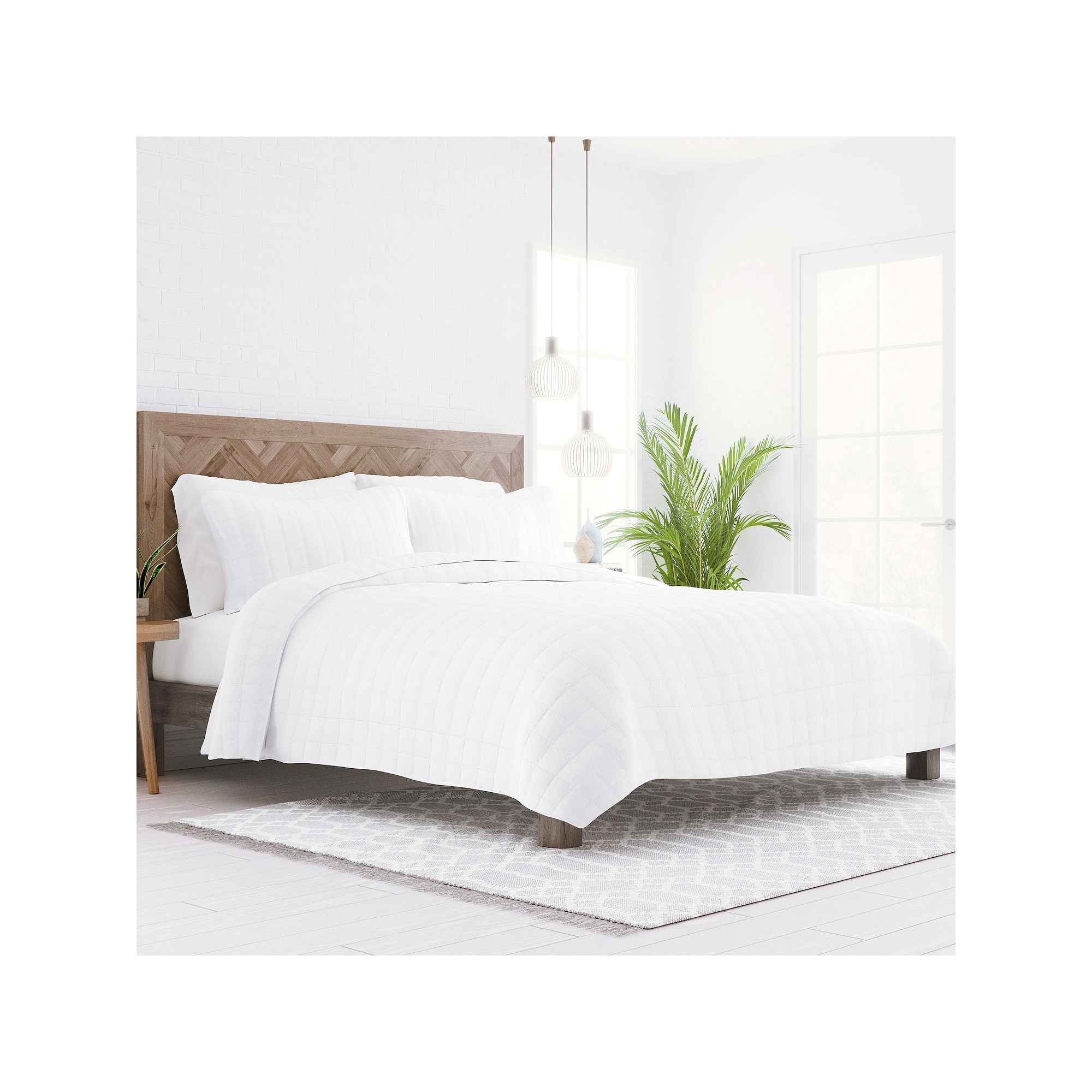 Home Collection Premium Ultra Soft Square Pattern Quilted Coverlet Set, Whi