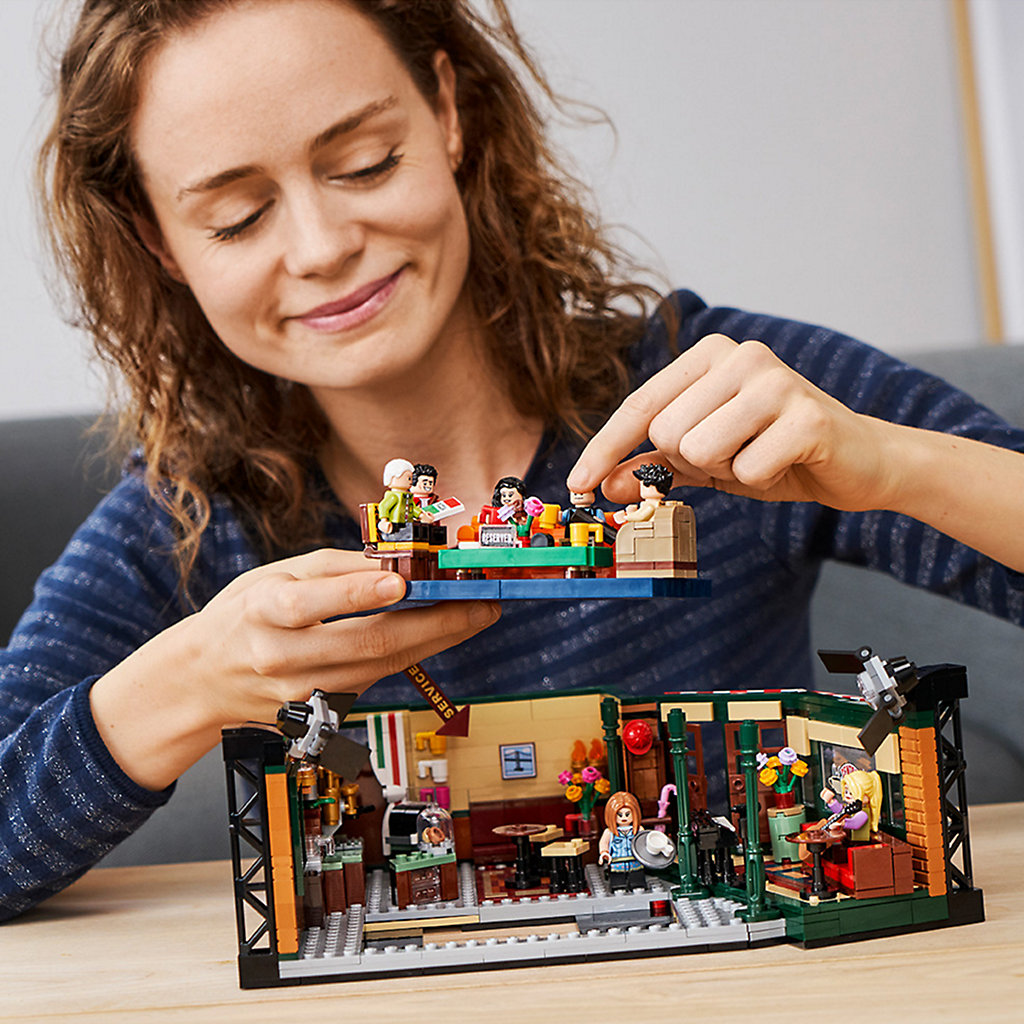 Central Perk for sale online LEGO Ideas 21319 
