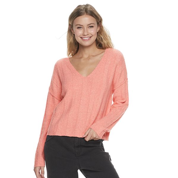 Juniors' SO® V-Neck Pullover Sweater