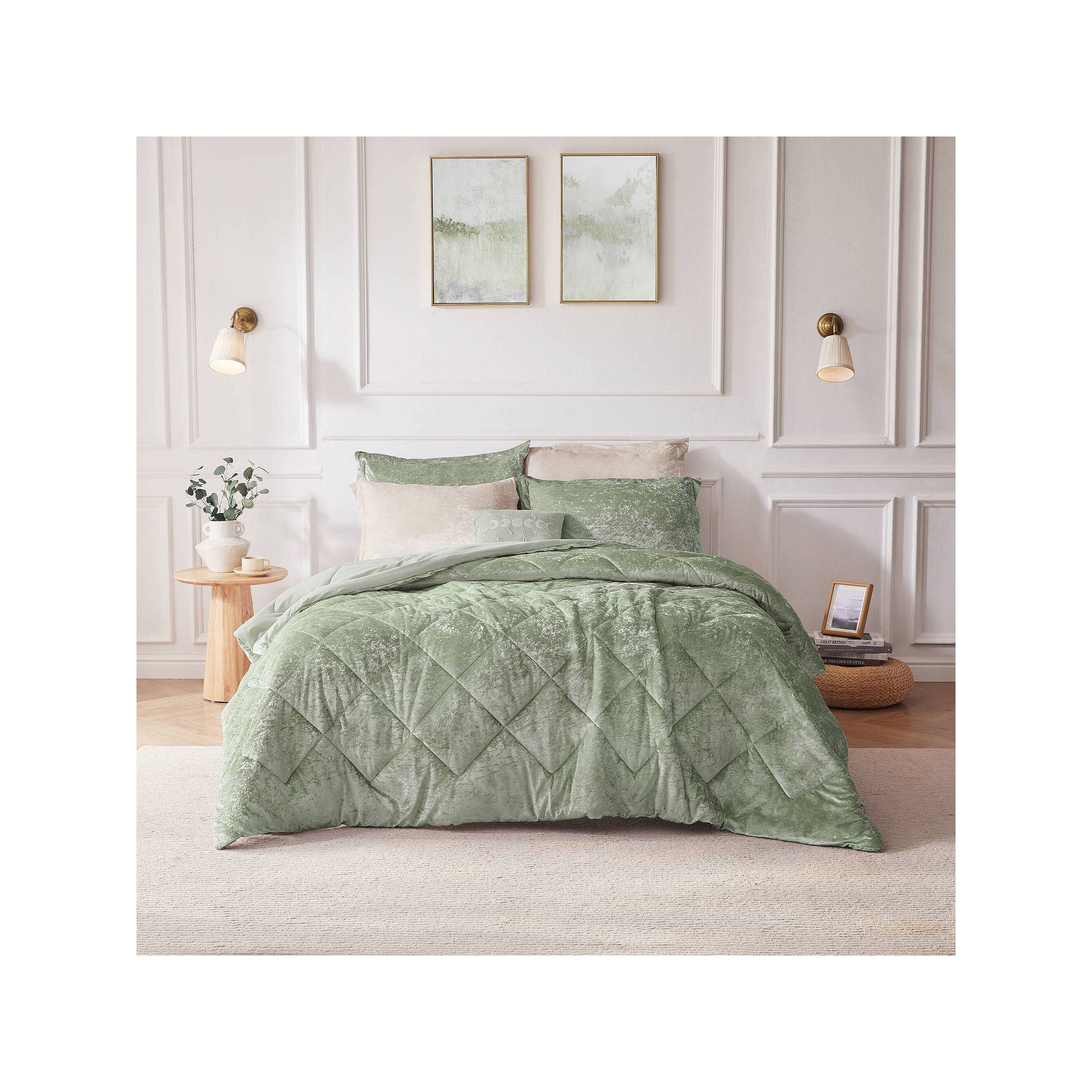 Intelligent Design Isabel Velvet Duvet Cover Set with Throw Pillow, Green