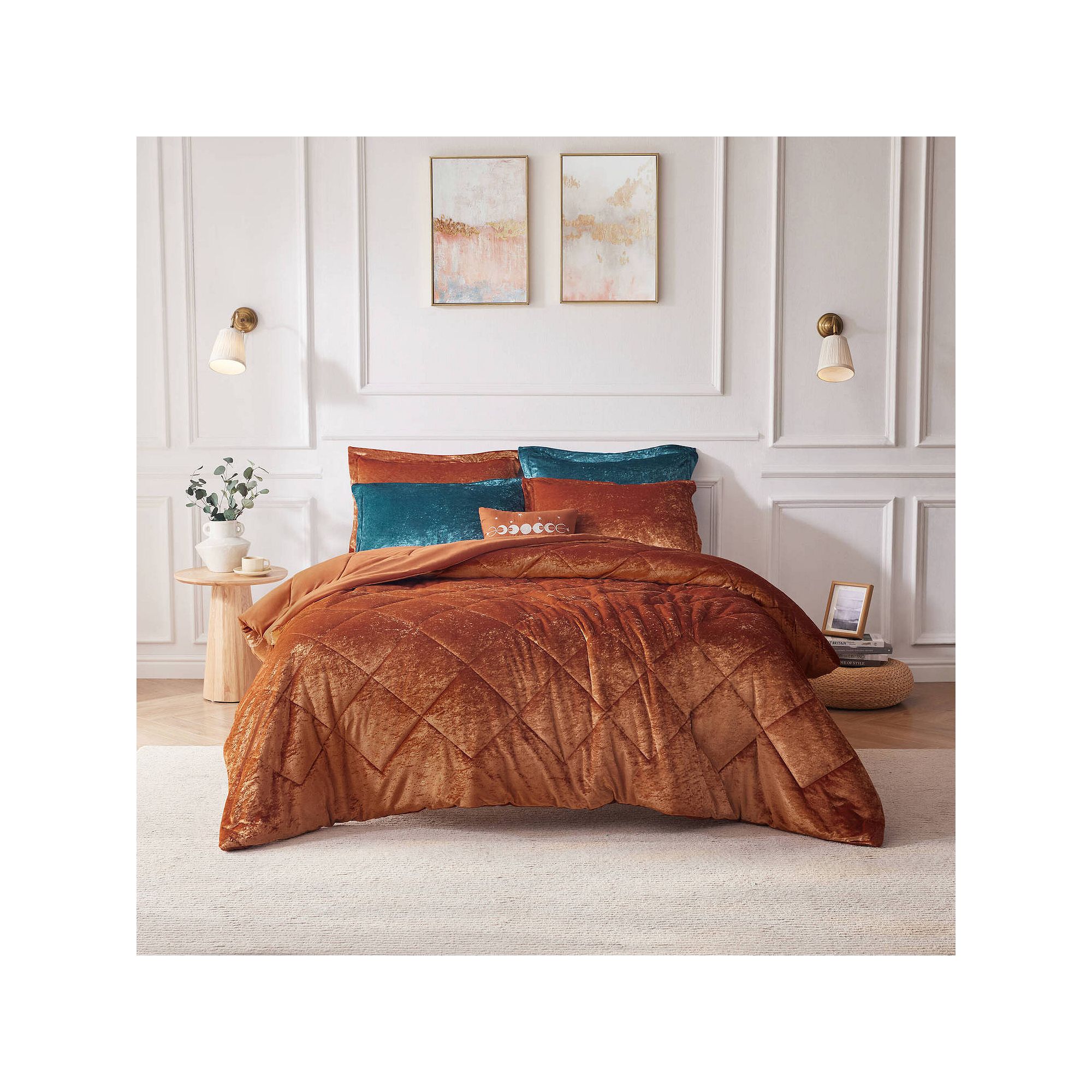 Intelligent Design Isabel Velvet Duvet Cover Set with Throw Pillow, Red