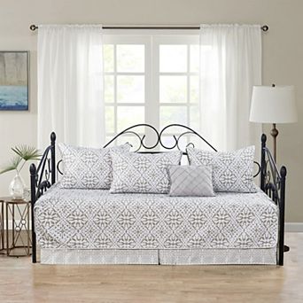 Serenta Bellamy 6 pc Quilted Daybed Set