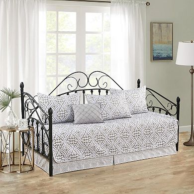 Serenta Bellamy 6 Piece Quilted Daybed Set