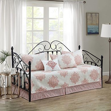 Serenta Chelsea 6-Piece Quilted Daybed Set