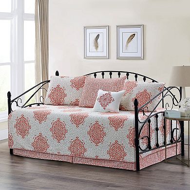 Serenta Chelsea 6-Piece Quilted Daybed Set