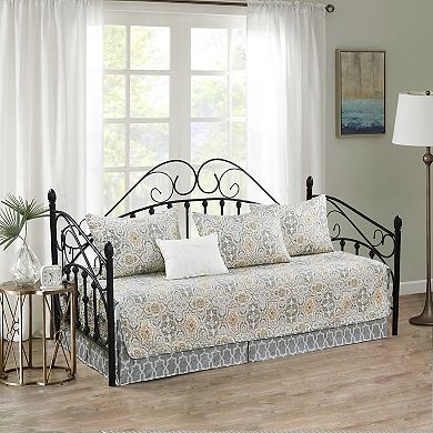 Serenta Lanza 6-Piece Quilted Daybed