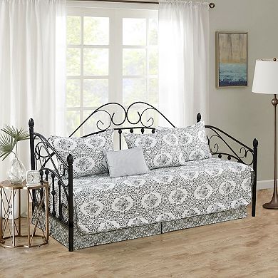 Serenta Legacy 6-Piece Quilted Daybed