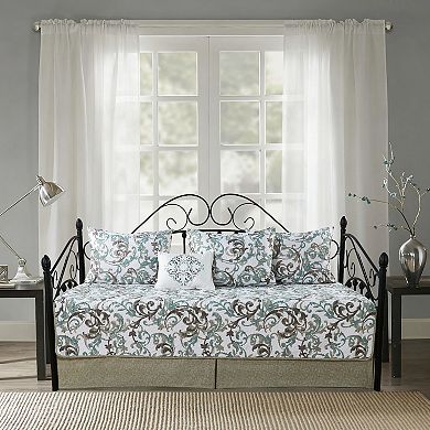 Serenta Ravello Scroll 6-Piece Quilted Daybed