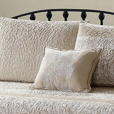 Serenta Emma 6-Piece Quilted Daybed