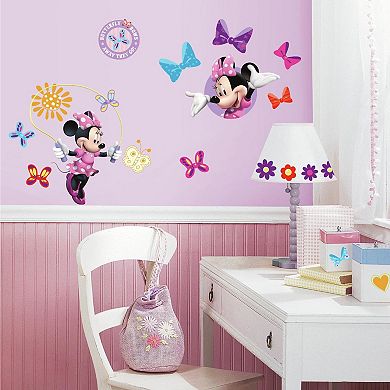 RoomMates Minnie Bowtique Wall Decal