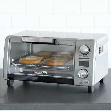 Black & Decker Crisp 'N Bake Air Fry Digital 4-Slice Toaster Oven