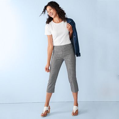 Women's Croft & Barrow® Millennium Tummy Control Capris