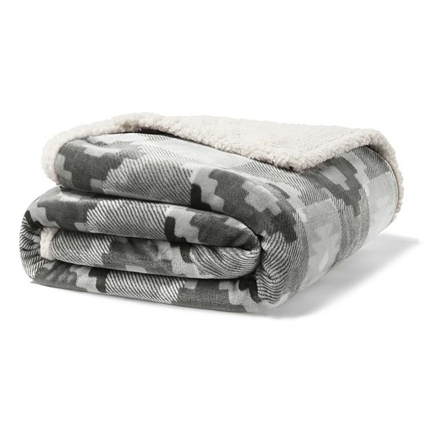 Eddie Bauer Copper Creek Ultra Soft Plush Sherpa Throw