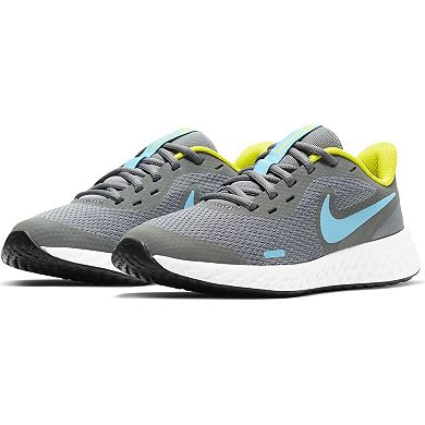 Nike Revolution 5 Grade School Kids' Running Shoes