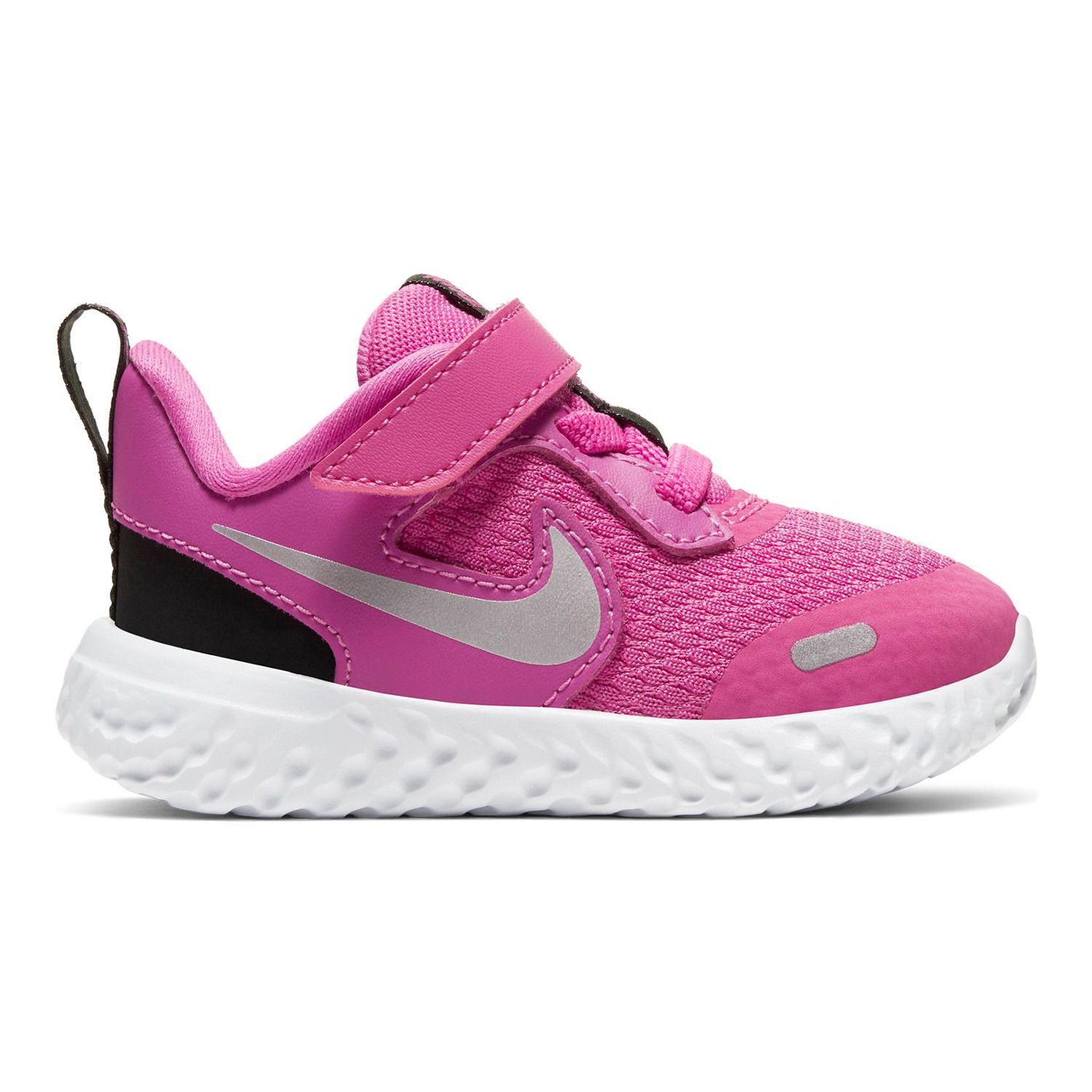 baby girl pink nike shoes