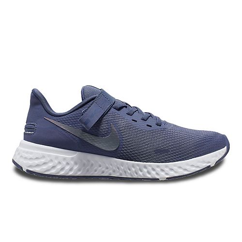 nike revolution 5 flyease women