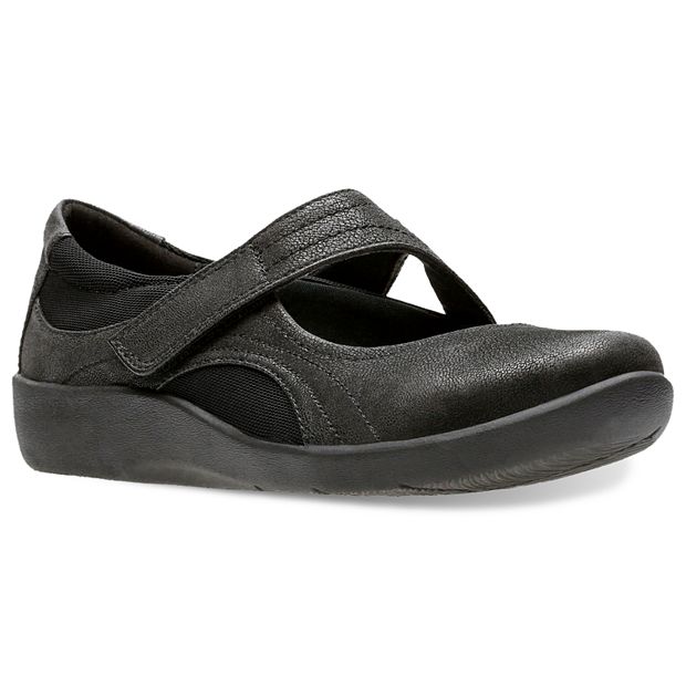 Clarks women's cloudsteppers hot sale sillian firn flat