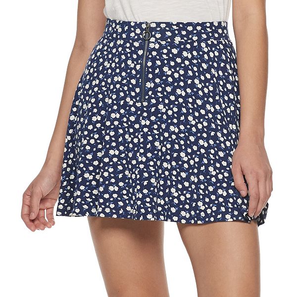 Skater shop skirt juniors