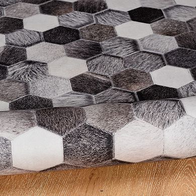 Linon Laredo Montez Rug