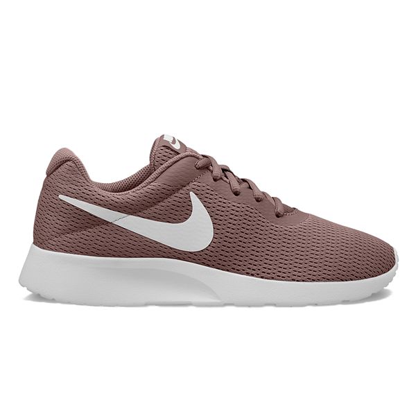 Women's nike clearance tanjun smokey mauve