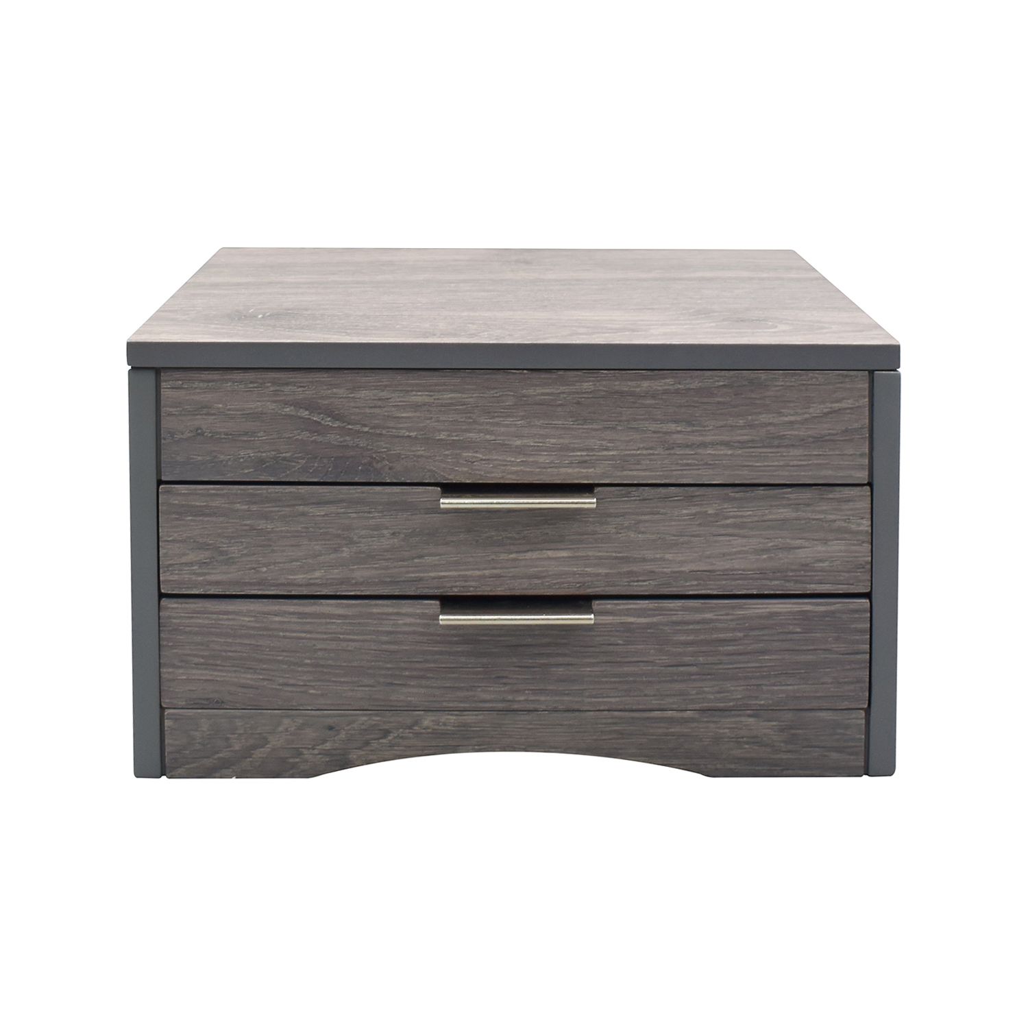 white wooden jewelry box