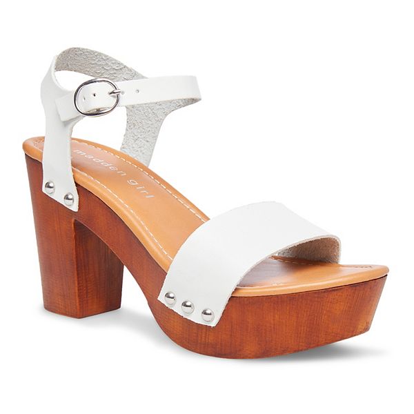 madden girl lifft platform