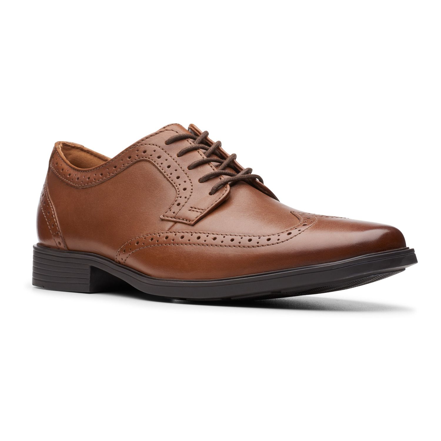 clarks wingtip oxford