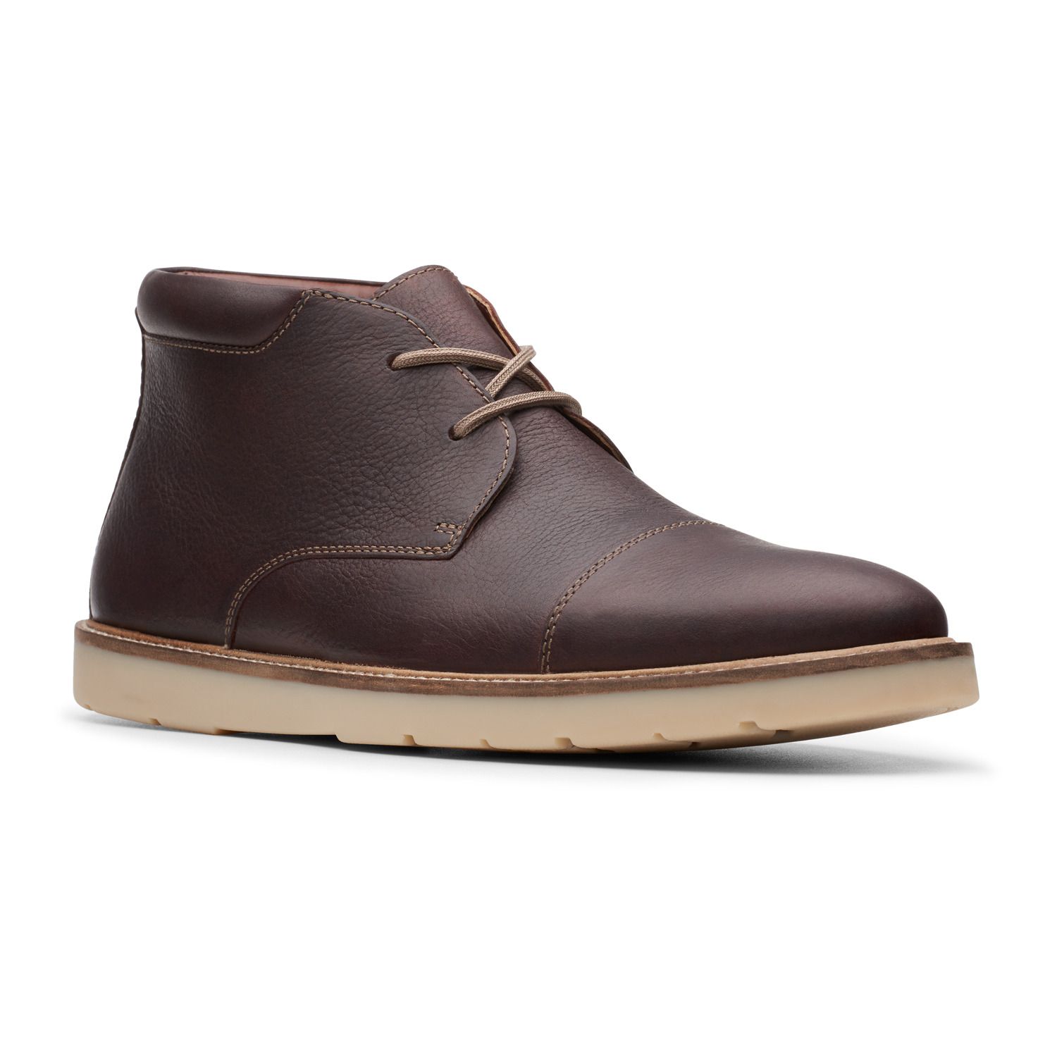 clarks leather chukka boots