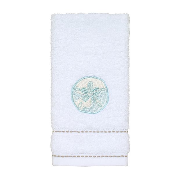 Avanti Coastal Farmhouse Shell Bath Towel