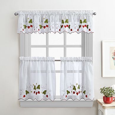 CHF Strawberry Garden Tailored Window Valance