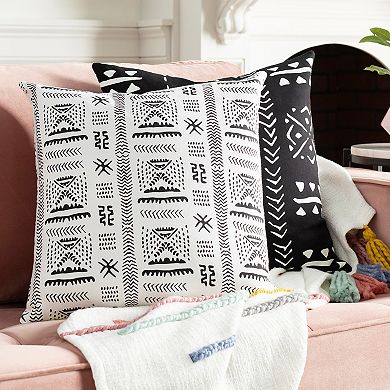 Decor 140 Heath Throw Pillow