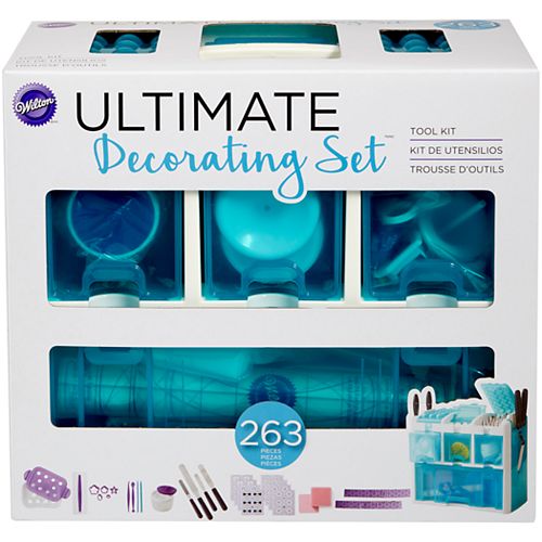 Wilton Ultimate Cake Decorating Set