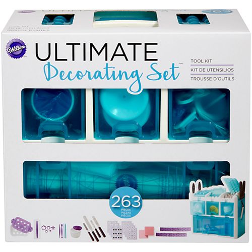 Wilton Ultimate Cake Decorating Set