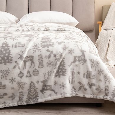 Madelinen® Child's Christmas Collection Velvet Plush Throw Blanket