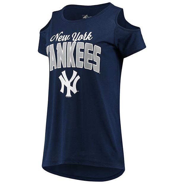 G-lll, Tops, New York Yankees Womens Cold Shoulder Scoopneck Tee