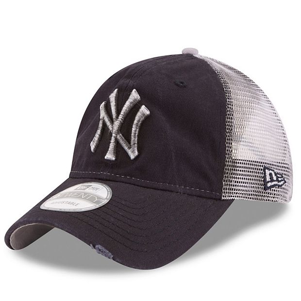 Men's New York Yankees New Era Blackout Trucker 59FIFTY Fitted Hat