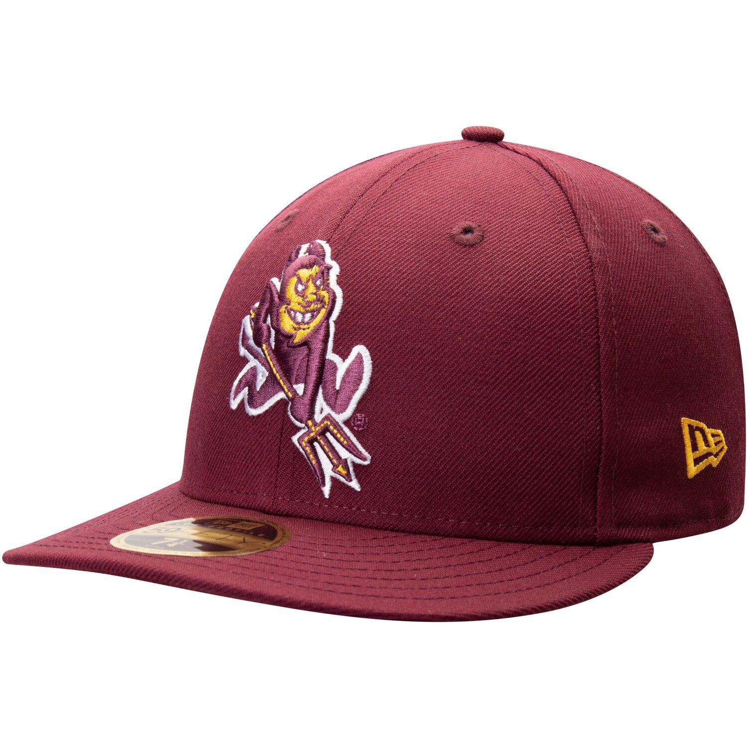 maroon fitted hat